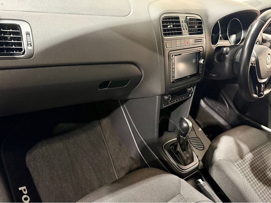 2017 Volkswagen Polo