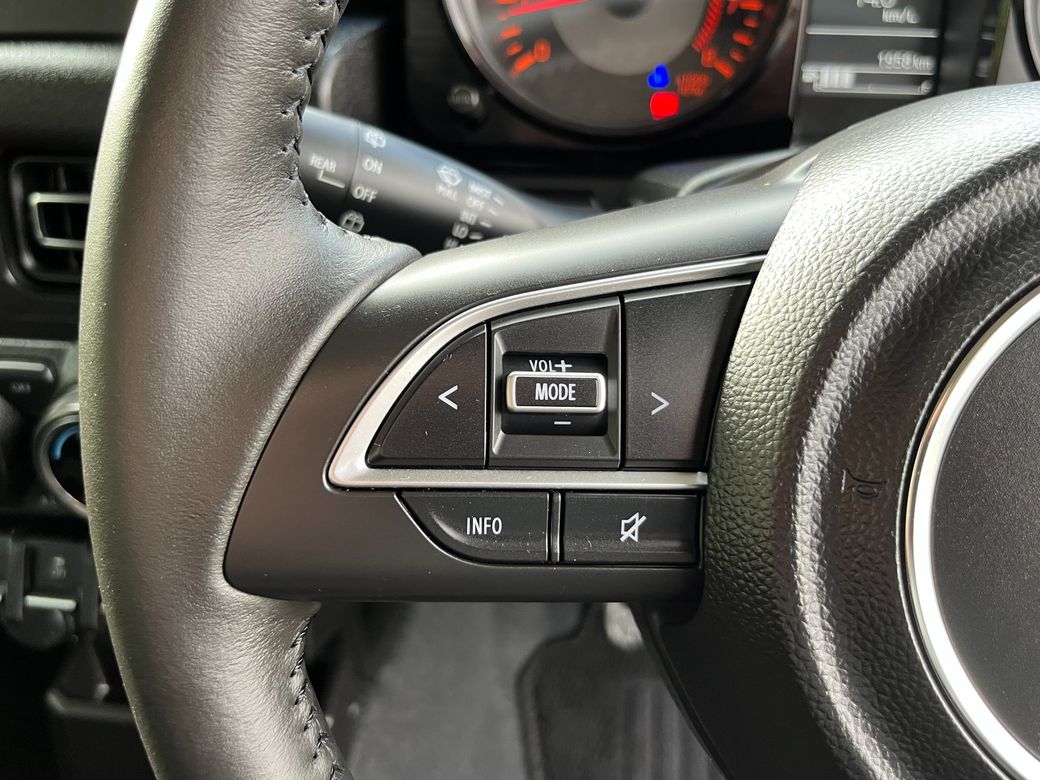 2025 Suzuki Jimny