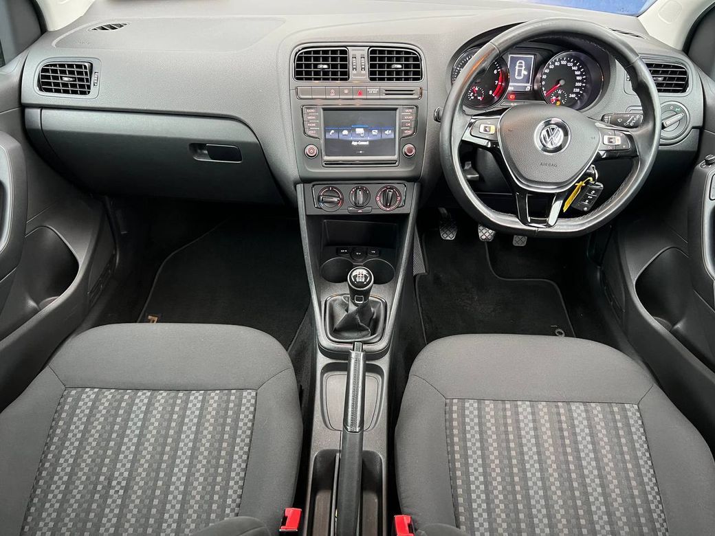 2017 Volkswagen Polo