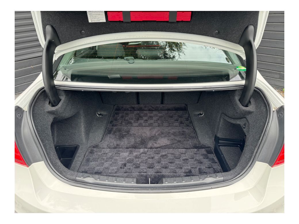 2013 BMW 3 Series