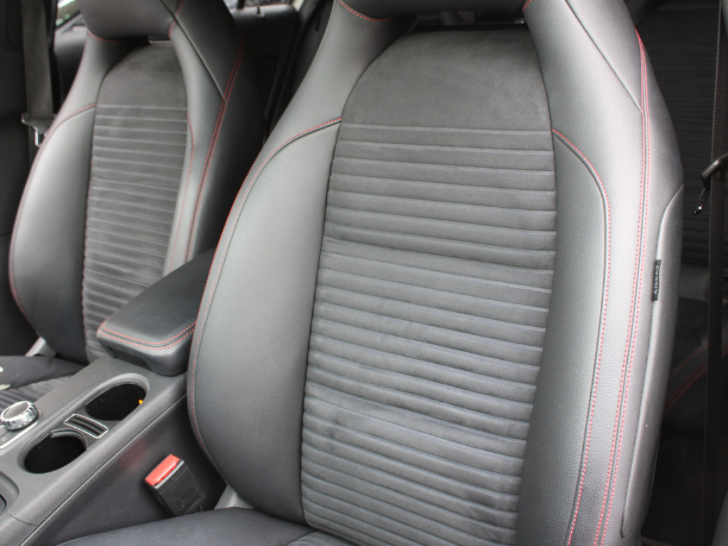 2014 Mercedes-Benz A 180