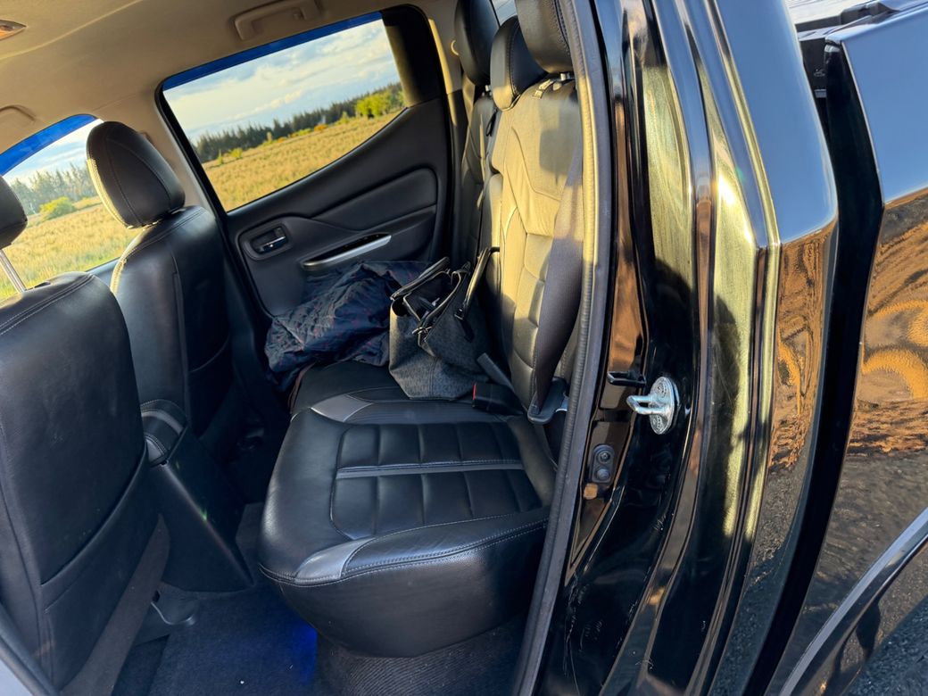 2016 Mitsubishi L200