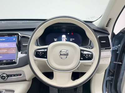 2022 Volvo XC90