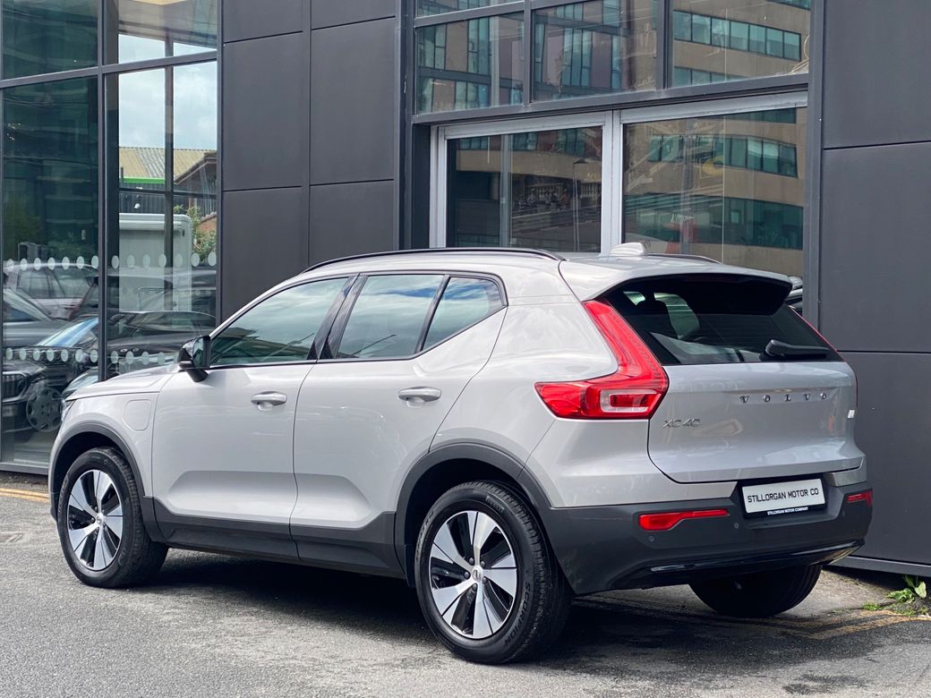 2023 Volvo XC40