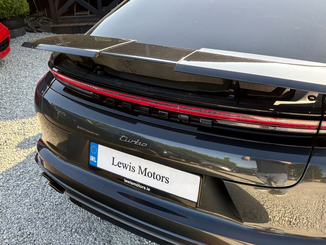 2025 Porsche Panamera