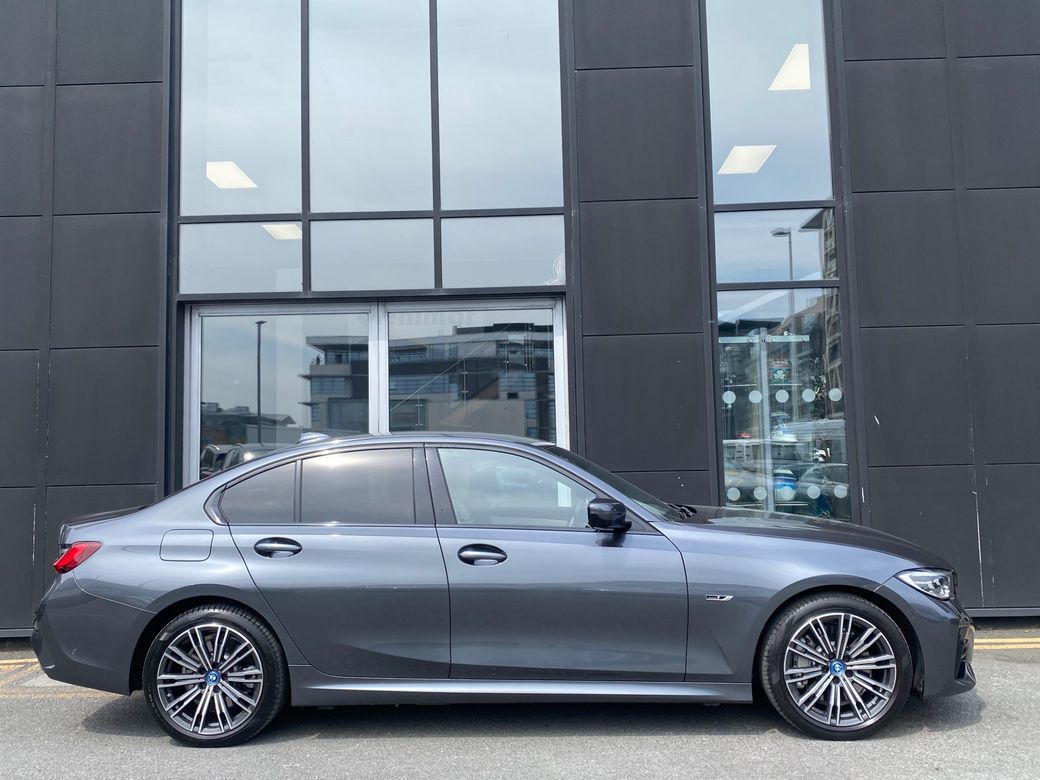 2022 BMW 3 Series