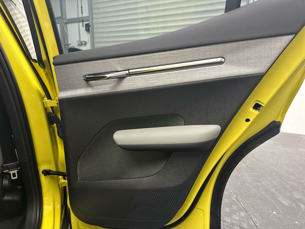 2025 Volvo EX30