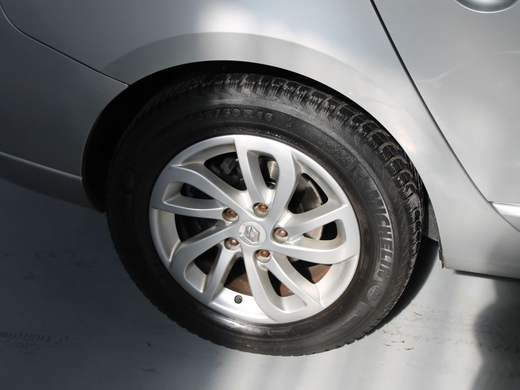 2015 Renault Fluence