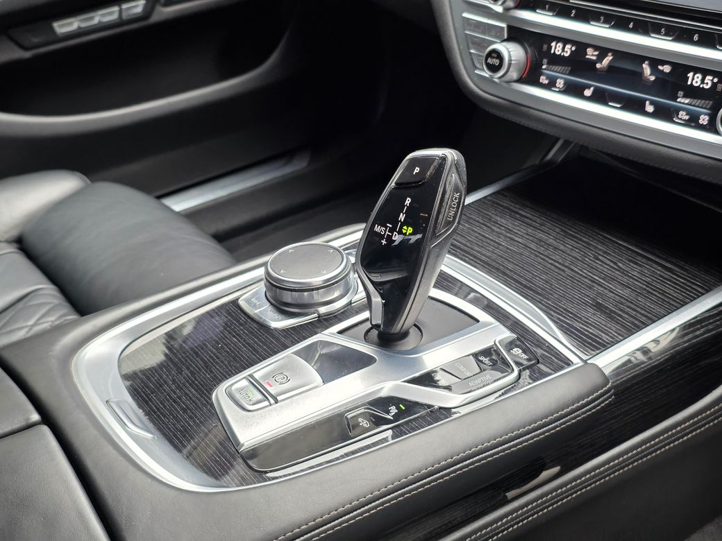 2016 BMW 7 Series