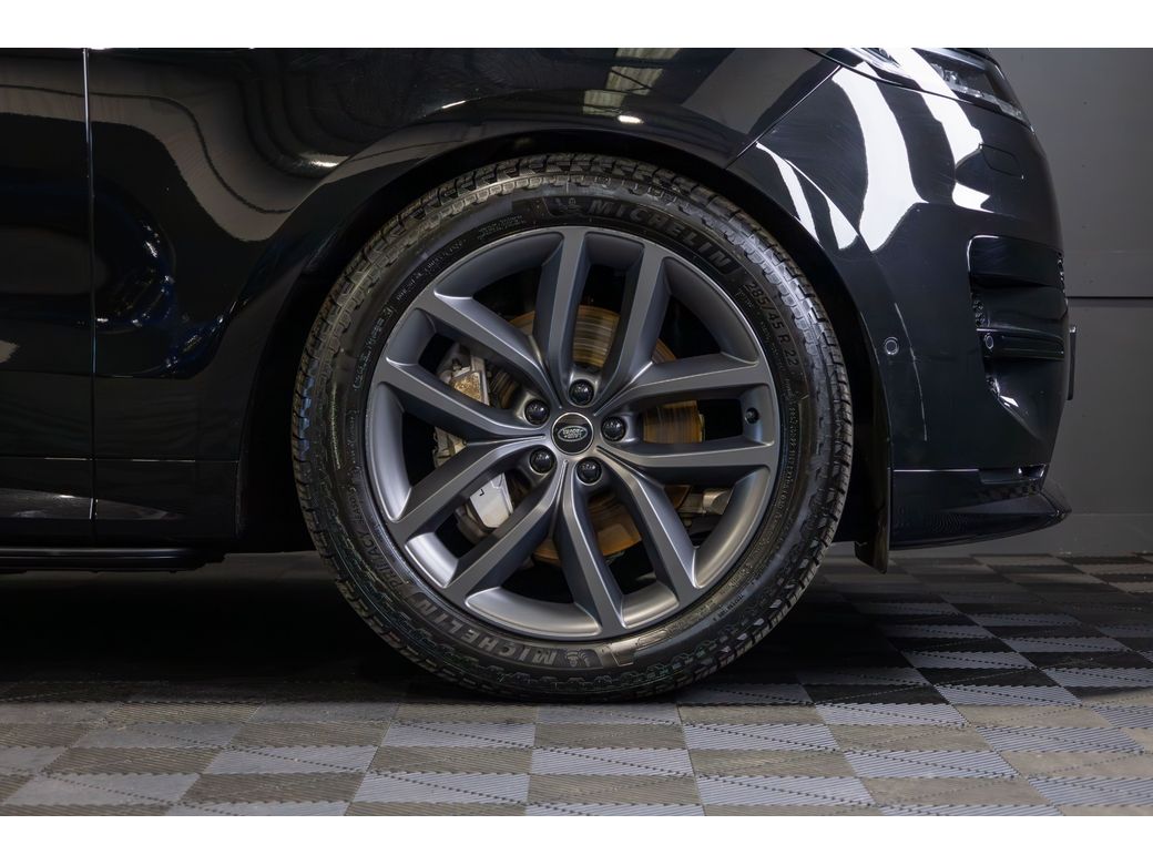 2025 Land Rover Range Rover Sport