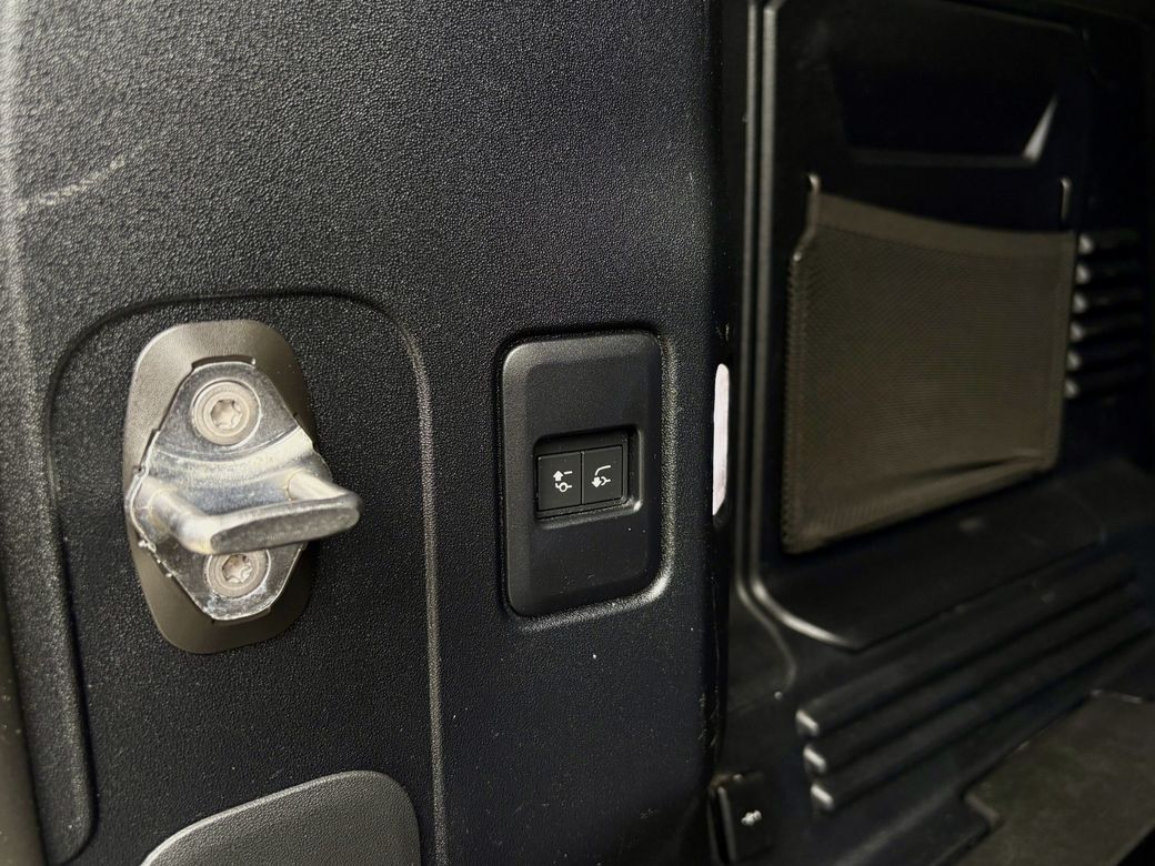 2021 Land Rover Defender
