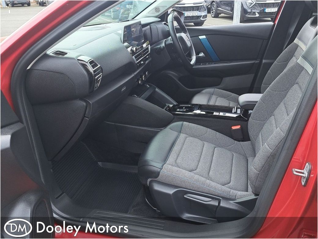 2024 Citroen e-C4 X