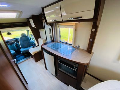 2012 ROLLERTEAM  AUTOROLLER 695 R.H.D ISLAND BED 