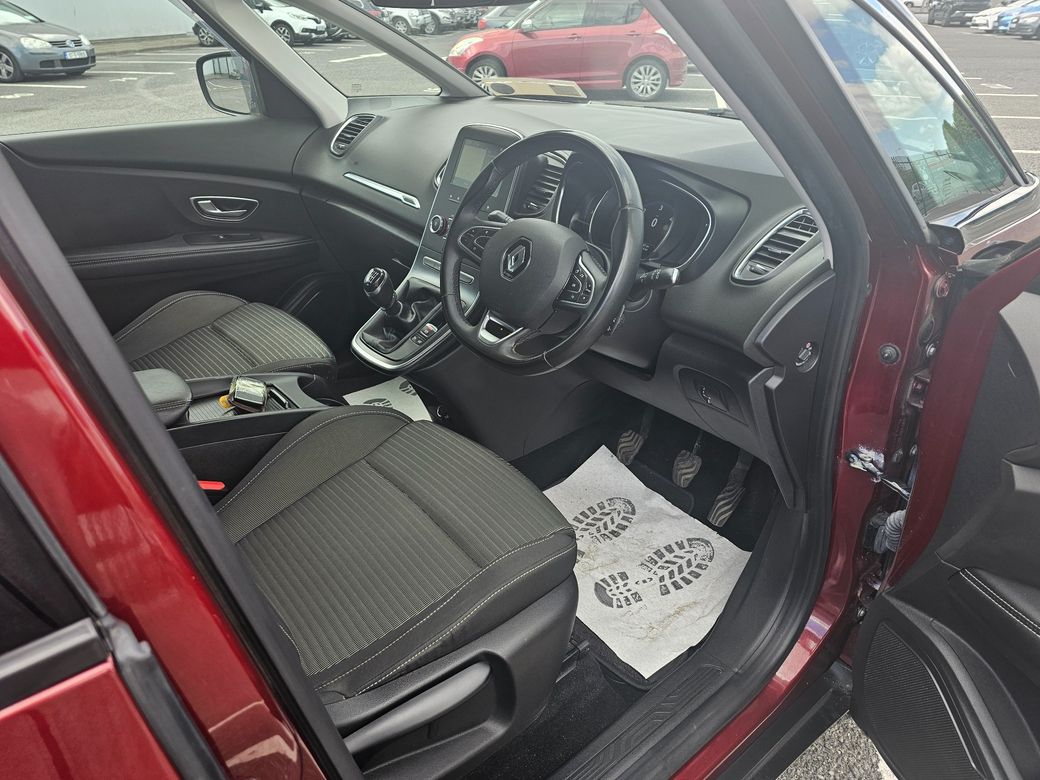2020 Renault Scenic
