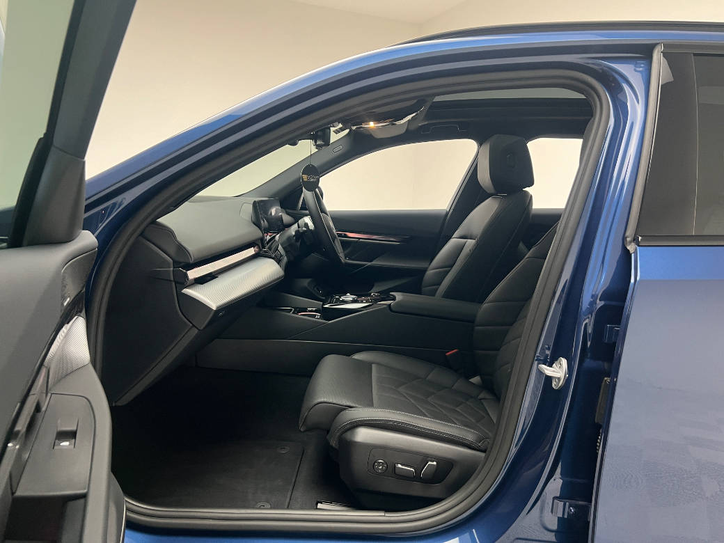 2025 BMW 5 Series