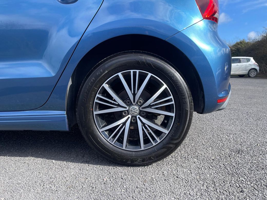 2015 Volkswagen Polo