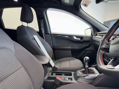 2022 Ford Kuga