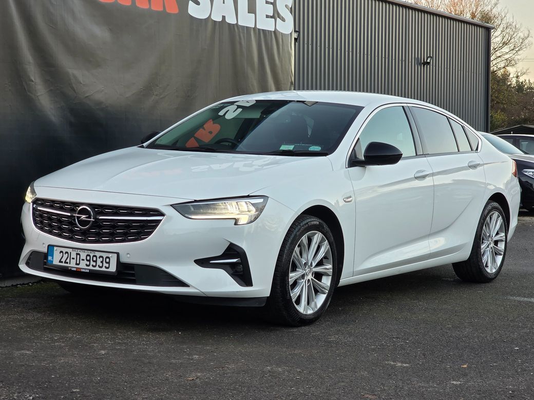 2022 Opel Insignia
