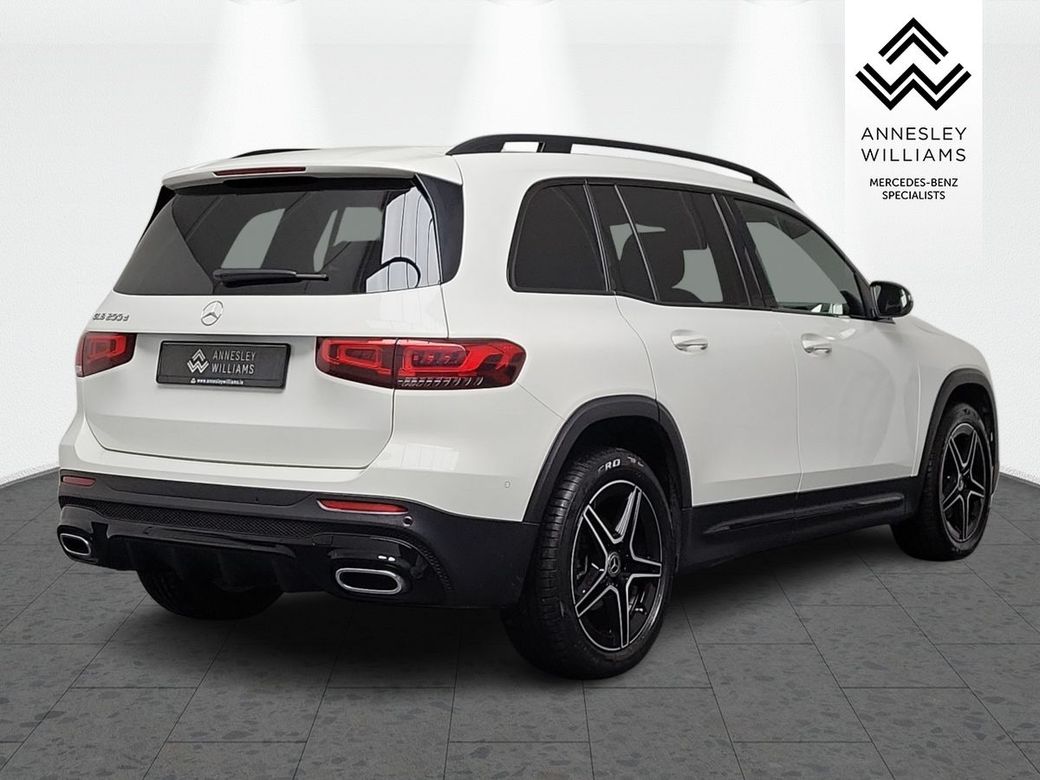 2023 Mercedes-Benz GLB Class