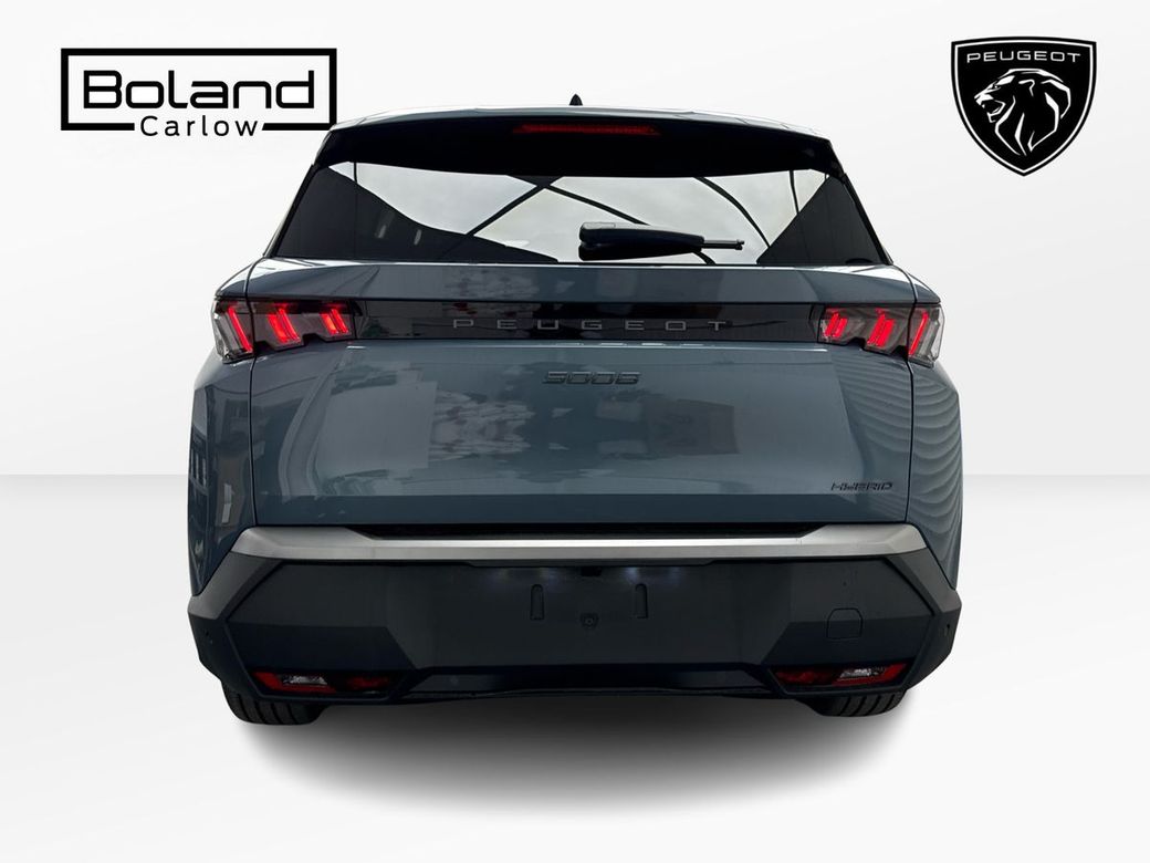 2025 Peugeot 5008