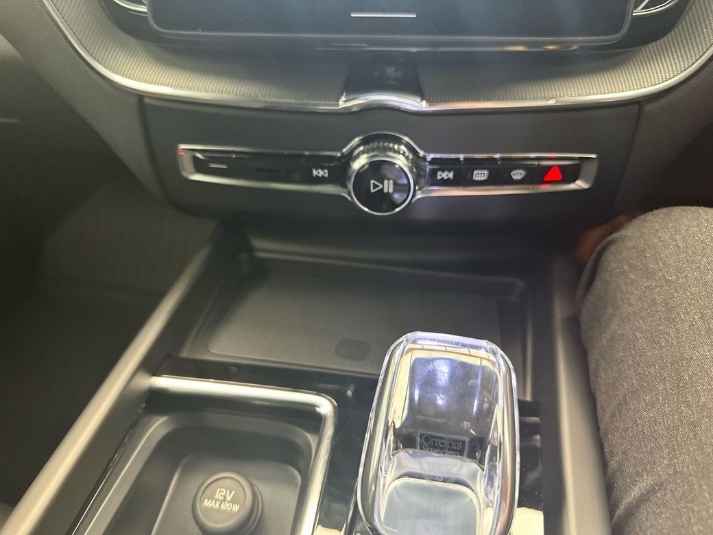 2025 Volvo XC60