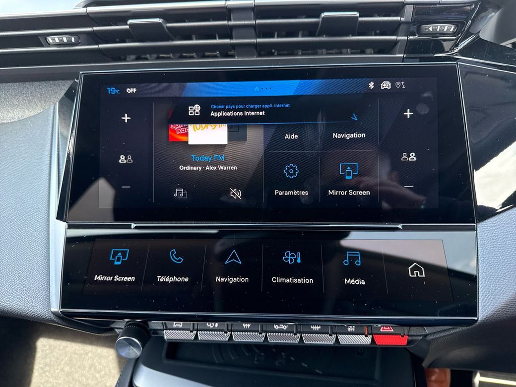 2025 Peugeot 408