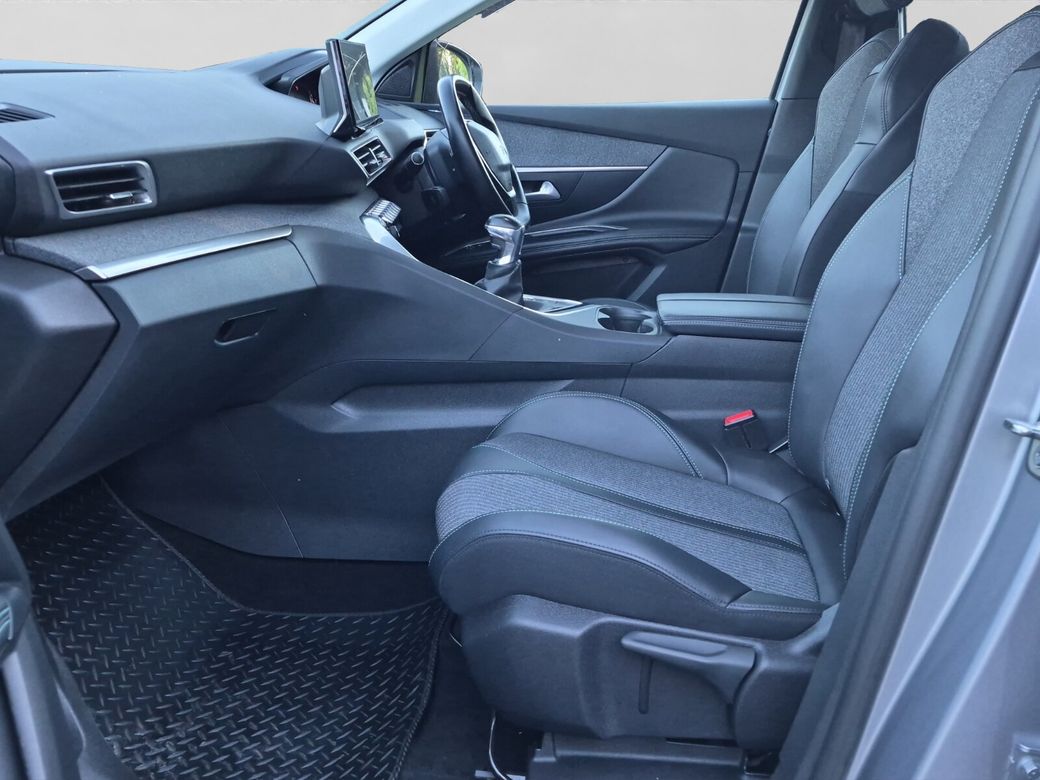 2022 Peugeot 3008