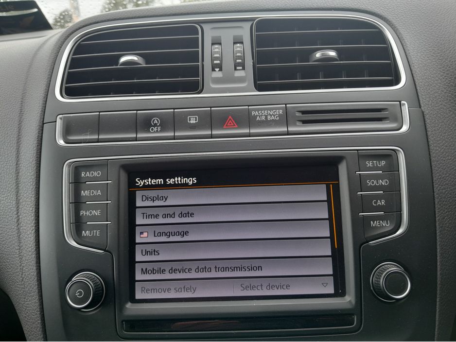 2015 Volkswagen Polo