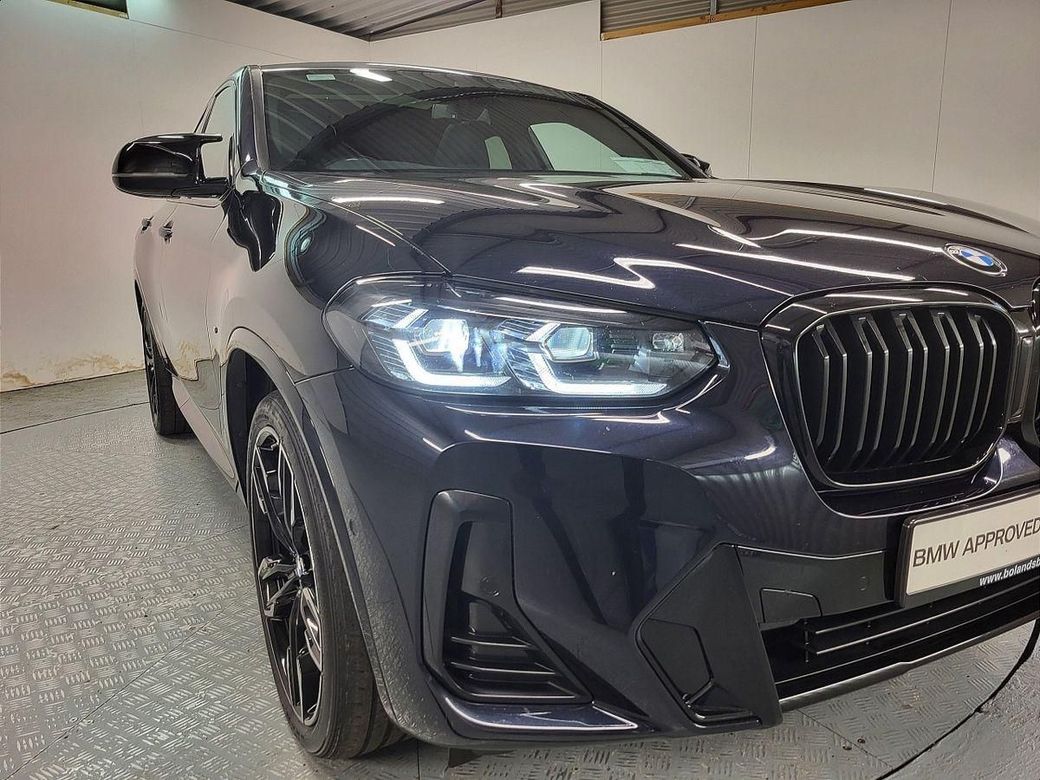 2022 BMW X4