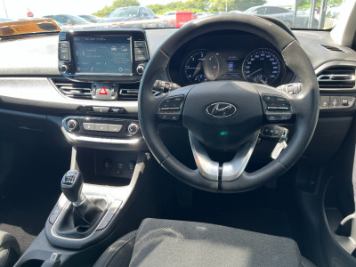 2022 Hyundai i30