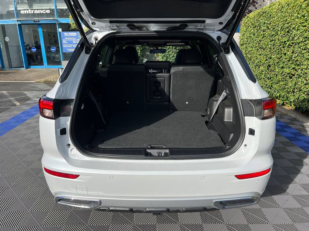 2023 Mitsubishi Outlander