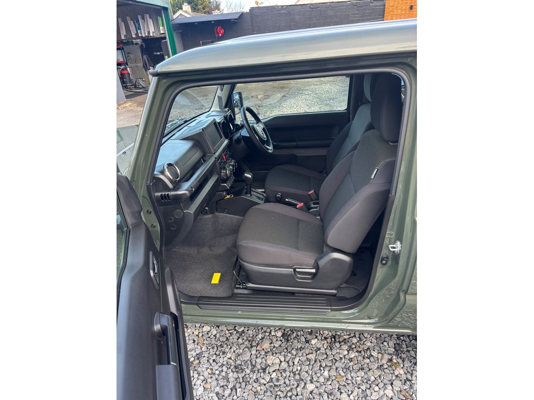 2025 Suzuki Jimny
