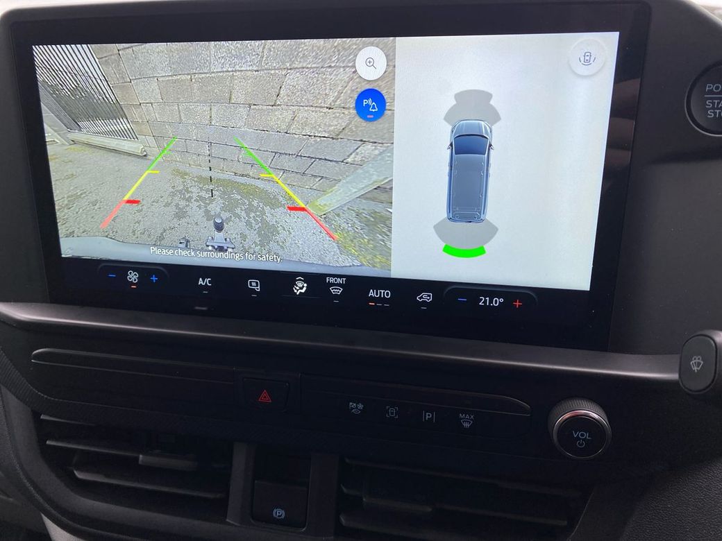 2025 Ford Transit Custom