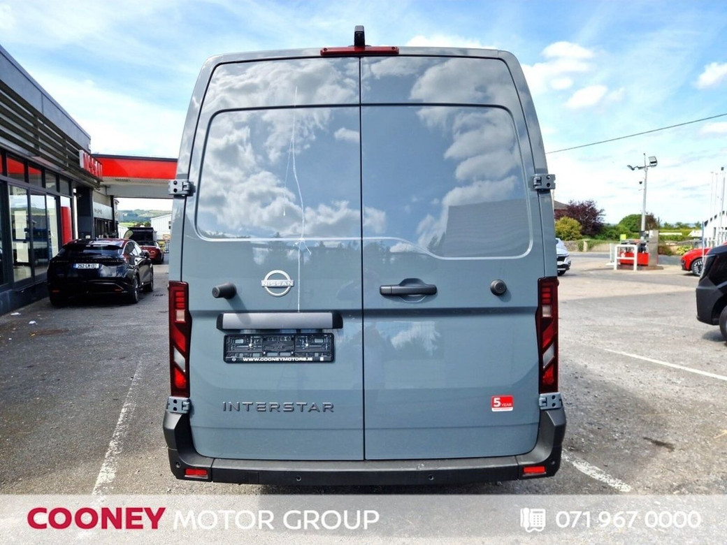 2027 Nissan Interstar