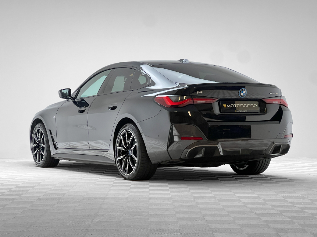 2022 BMW i4
