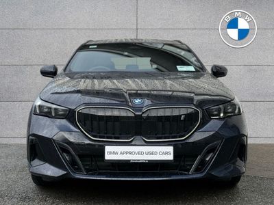 2025 BMW i5