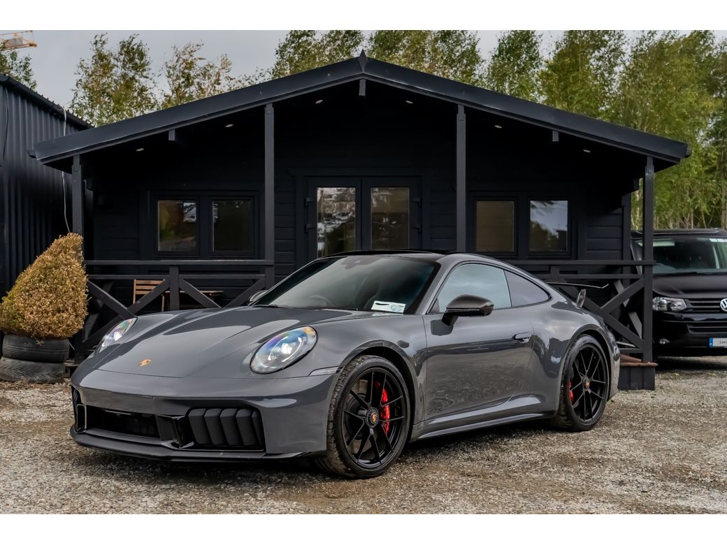 2025 Porsche 911