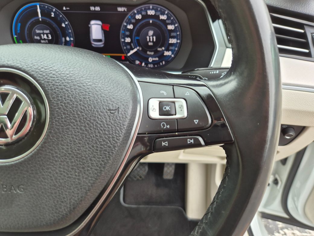 2017 Volkswagen Passat