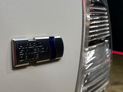 2021 Toyota Prius Alpha