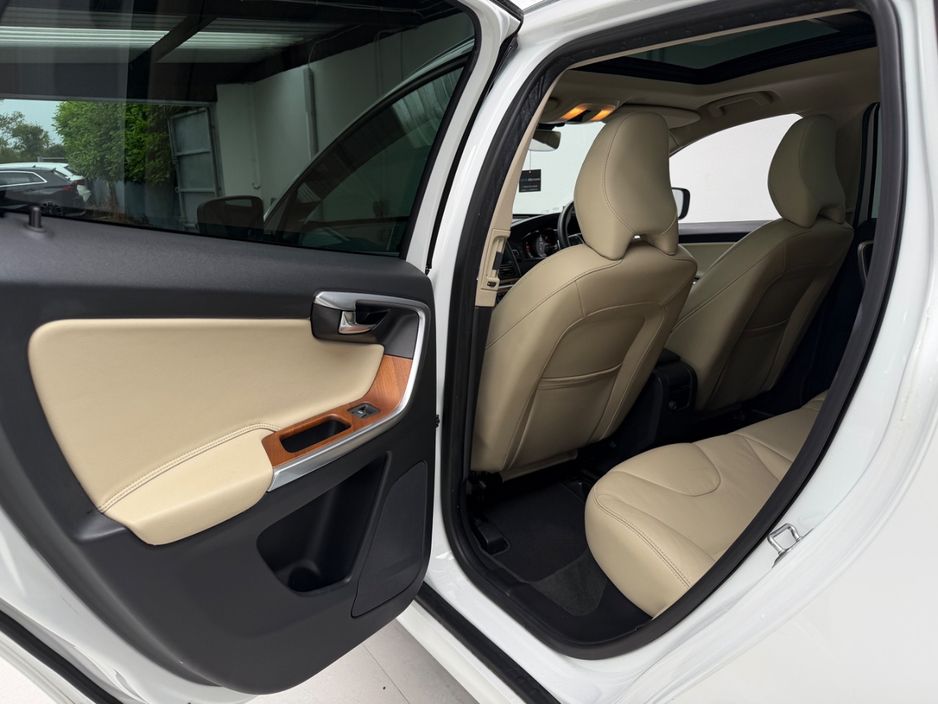 2017 Volvo XC60