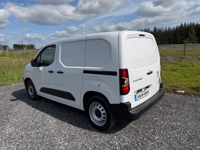 2023 Peugeot Partner