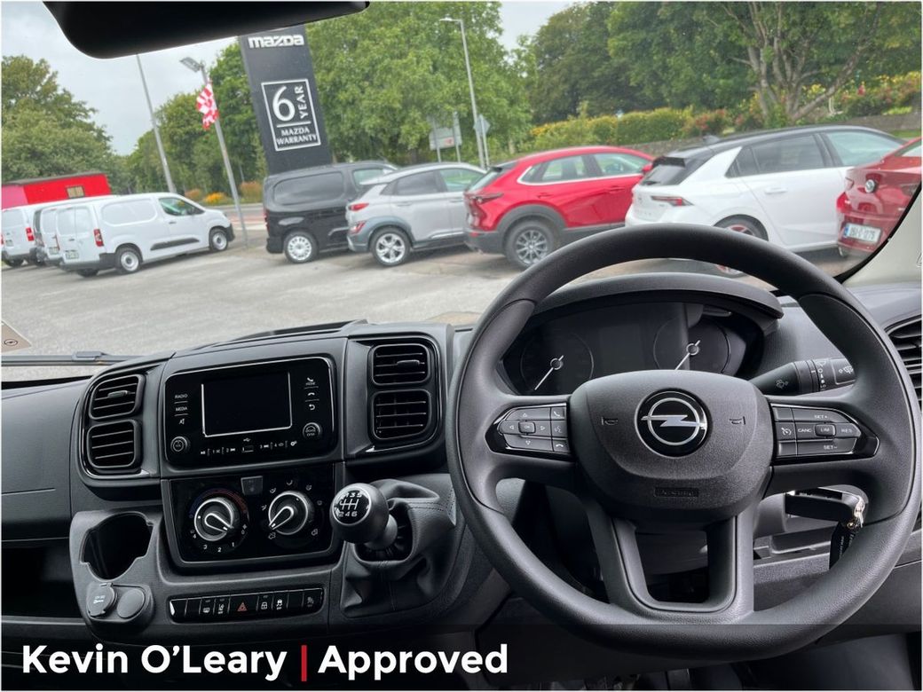 2025 Opel Movano