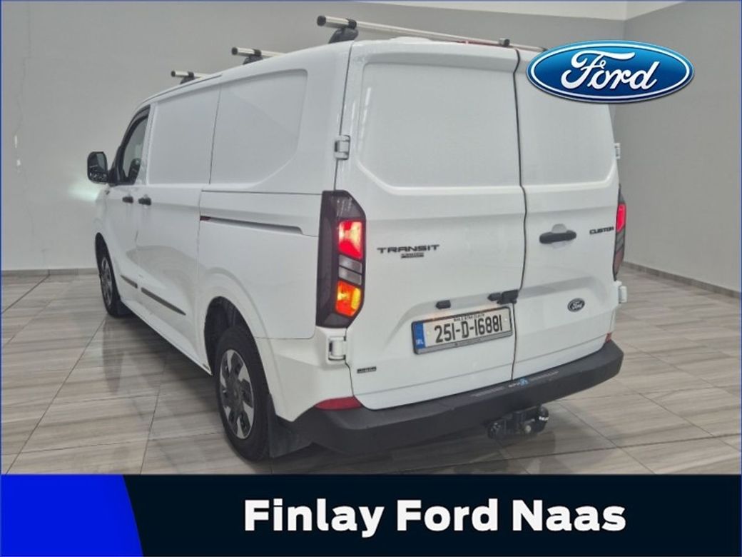 2025 Ford Transit Custom