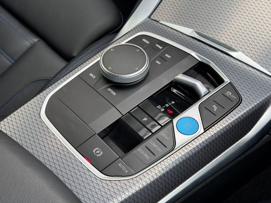 2024 BMW i4