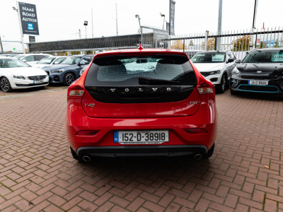 2015 Volvo V40