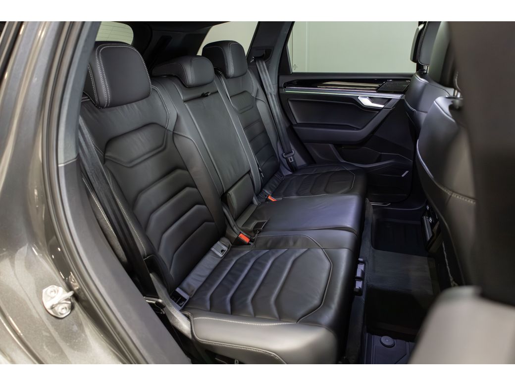 2025 Volkswagen Touareg