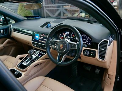 2023 Porsche Cayenne