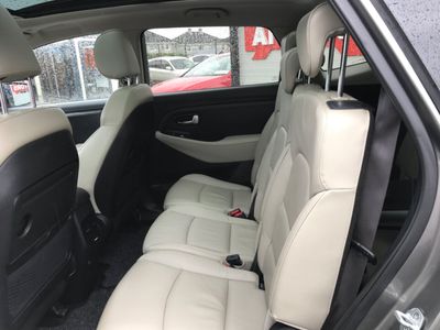 2017 Kia Carens