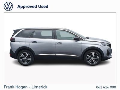 2023 Peugeot 5008