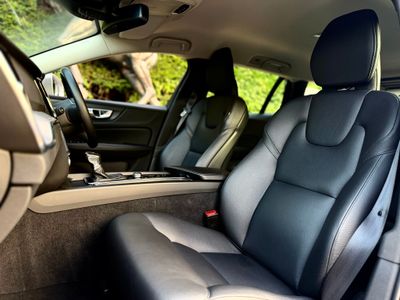 2020 Volvo V60